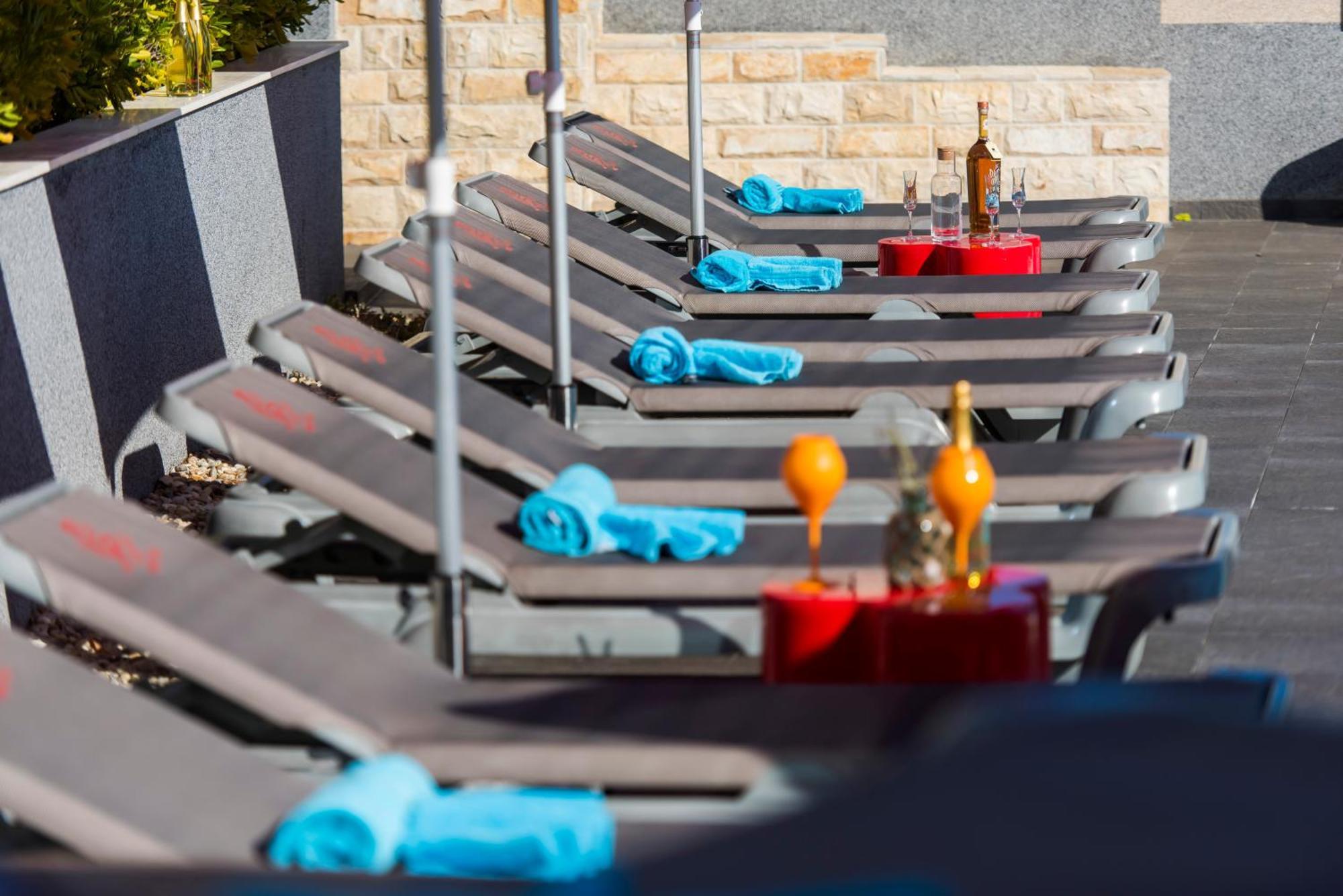 Design-Beachresort Maslenica Exterior photo